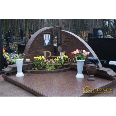 Европейский памятник №44 — ritualum.ru